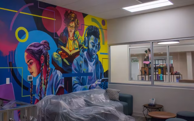 'A leg up': Teachers & advocates help circumvent challenges facing homeless youth